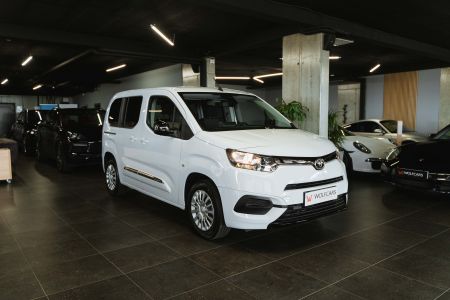 Toyota Proace City Verso Shuttle Short 1.5D 102k MT/6