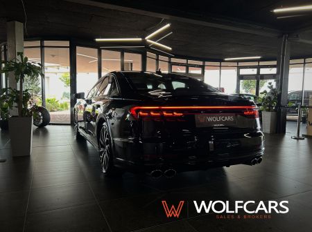 Audi S8 4.0 TFSI mHEV V8 quattro tiptronic