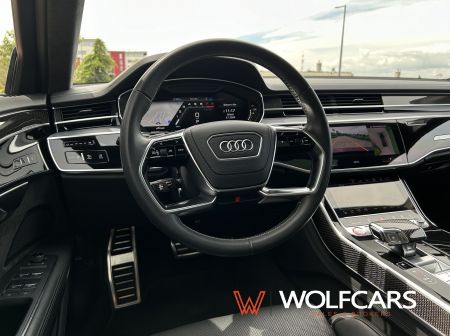 Audi S8 4.0 TFSI mHEV V8 quattro tiptronic