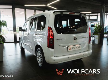 Toyota Proace City Verso Shuttle Short 1.5D 102k MT/6