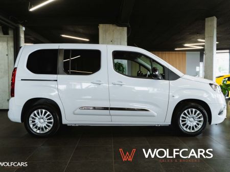 Toyota Proace City Verso Shuttle Short 1.5D 102k MT/6