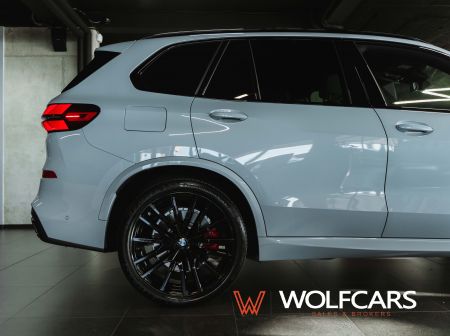 BMW X5 M60i xDrive MHEV