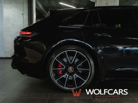 Porsche Panamera GTS Sport Turismo 4.0 V8