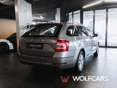 Škoda Octavia Combi 1.6TDi 115k MT 5 Ambition EU6